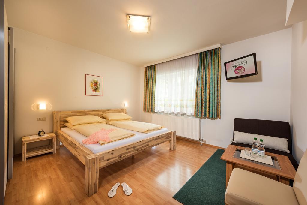 Hotel Alpenhof - New Sauna Area Bad Hofgastein Oda fotoğraf